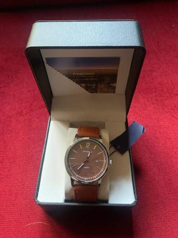 Horloge beschikbaar voor biedingen