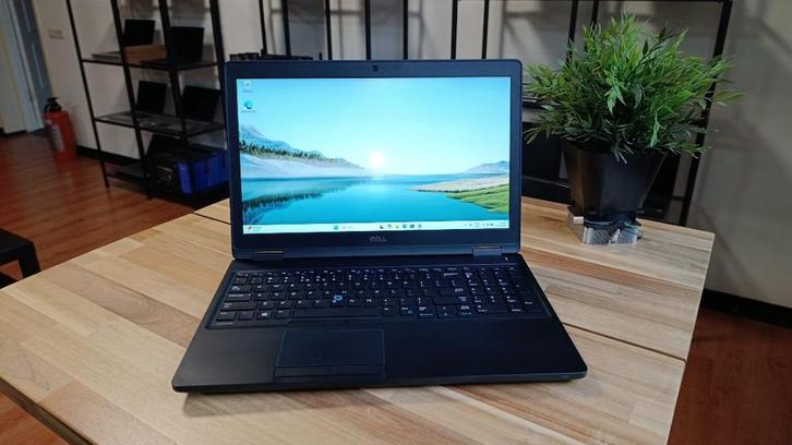 Dell Latitude 5580, MS Office 2024/nieuwe accu/garantie, Computers en Software, Windows Laptops, Gebruikt, 15 inch, SSD, 3 tot 4 Ghz