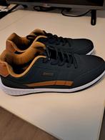 Nieuwe blauwe sneakers maat 44/45, Ophalen of Verzenden, Nieuw, Blauw, Sneakers of Gympen