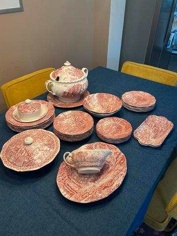 Wedgwood servies ‘Dickens Coaching Days’ (compleet) beschikbaar voor biedingen