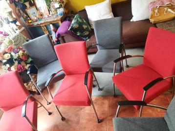 Disign eetkamer stoelen 6 stuks beschikbaar voor biedingen
