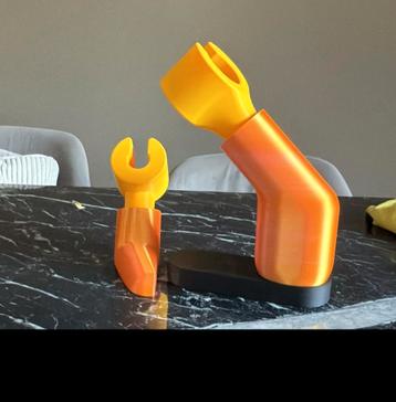Koptelefoonhouder + flessenhouder LEGO beschikbaar voor biedingen