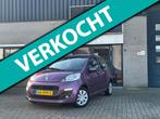 Peugeot 107 1.0 Active / Airco Automaat / 5 Deurs / LED / NA, Auto's, Peugeot, Euro 5, Stof, Gebruikt, Zwart