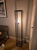 Stijlvolle staande lamp (160cm) - ZONDER BOL, Huis en Inrichting, Lampen | Vloerlampen, Ophalen of Verzenden