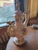 Antieke kan met engeltjes en zwaan, Antiek en Kunst, Antiek | Keramiek en Aardewerk, Ophalen of Verzenden