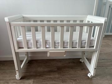 Troll sun co-sleeper beschikbaar voor biedingen