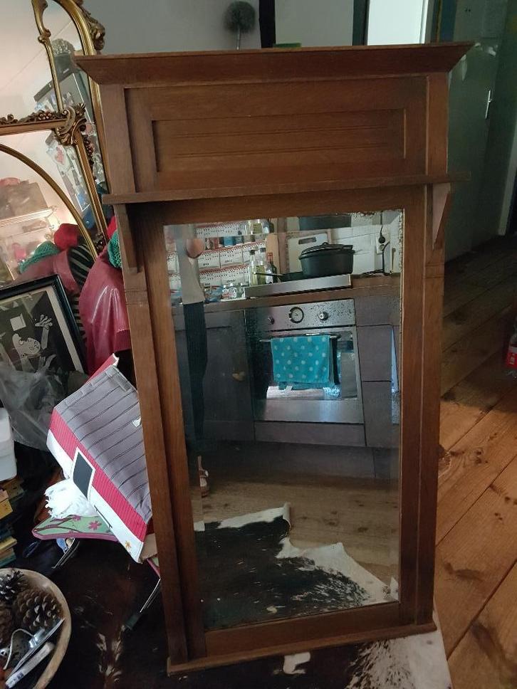 Spiegel uit de jaren 20/ 30. Maten: 137 x 75 x 11 cm, Antiek en Kunst, Antiek | Spiegels, 50 tot 100 cm, 100 tot 150 cm, Rechthoekig