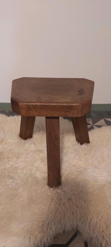 Robuuste eiken plantentafel - 31cm hoog Vintage, Huis en Inrichting, Tafels | Bijzettafels, Gebruikt, Ophalen of Verzenden