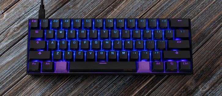 Anne Pro 2 60% Mechanical Keyboard, Computers en Software, Toetsenborden, Zo goed als nieuw, Qwerty, Bedraad, Gaming toetsenbord