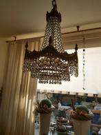 Een antieke bronzen kristallen kroonluchter in goede staat, Ophalen of Verzenden, Zo goed als nieuw