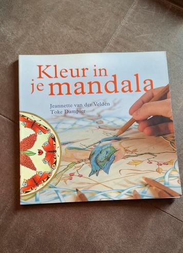Kleur in je mandala beschikbaar voor biedingen