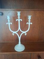 3 armige kandelaar.wit 43 cm hoog en 28 breed, 25 tot 50 cm, Wit, Ophalen of Verzenden, Zo goed als nieuw