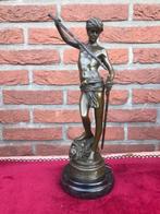 bronzen topbeeld, David verslaat Goliath, Ophalen of Verzenden