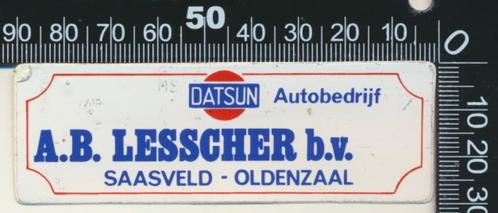 Sticker: Autobedrijf Lesscher - Datsun - Saasveld - Oldenzaa, Verzamelen, Stickers, Zo goed als nieuw, Auto of Motor, Ophalen of Verzenden