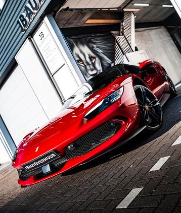 FERRARI HUREN // AUDI HUREN // AMG HUREN // TROUWAUTO // 010 beschikbaar voor biedingen