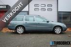 Volvo V70 2.4 | Airco | 16" lmv | Trekhaak | Youngtimer, Auto's, Voorwielaandrijving, Zwart, Euro 4, Onderhoudsboekje