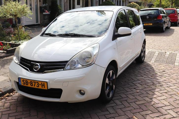 Nissan Note 1.6 16V AUT 2013 Wit, Auto's, Nissan, Particulier, Note, ABS, Bluetooth, Centrale vergrendeling, Cruise Control, Elektrische buitenspiegels