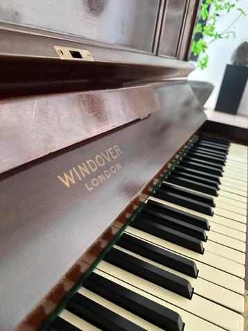 Windover London Akoestische Piano + Stemset beschikbaar voor biedingen