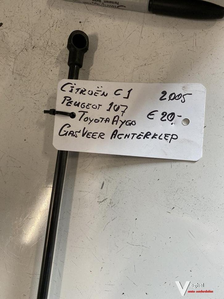 Citroën C1 Toyota aygo Peugeot 107 2005 Gasveer, Auto-onderdelen, Carrosserie en Plaatwerk, Gebruikt, Ophalen of Verzenden