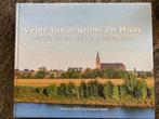 Velde tusse grens en Maas, Ophalen of Verzenden, Zo goed als nieuw