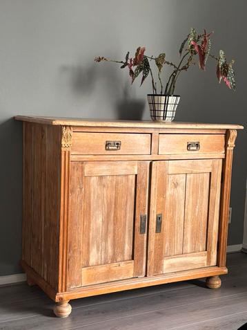 Vintage antiek kastje dressoir commode beschikbaar voor biedingen