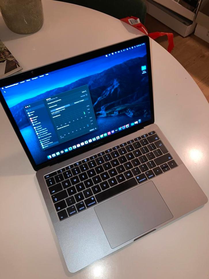 Macbook Pro 2017 13 inch, Computers en Software, Apple Macbooks, Zo goed als nieuw, MacBook Pro, 13 inch, 2 tot 3 Ghz, 128 GB of minder