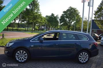 Opel Astra Sports Tourer 1.4 Turbo Cosmo 2011|Clima|Cruise! beschikbaar voor biedingen