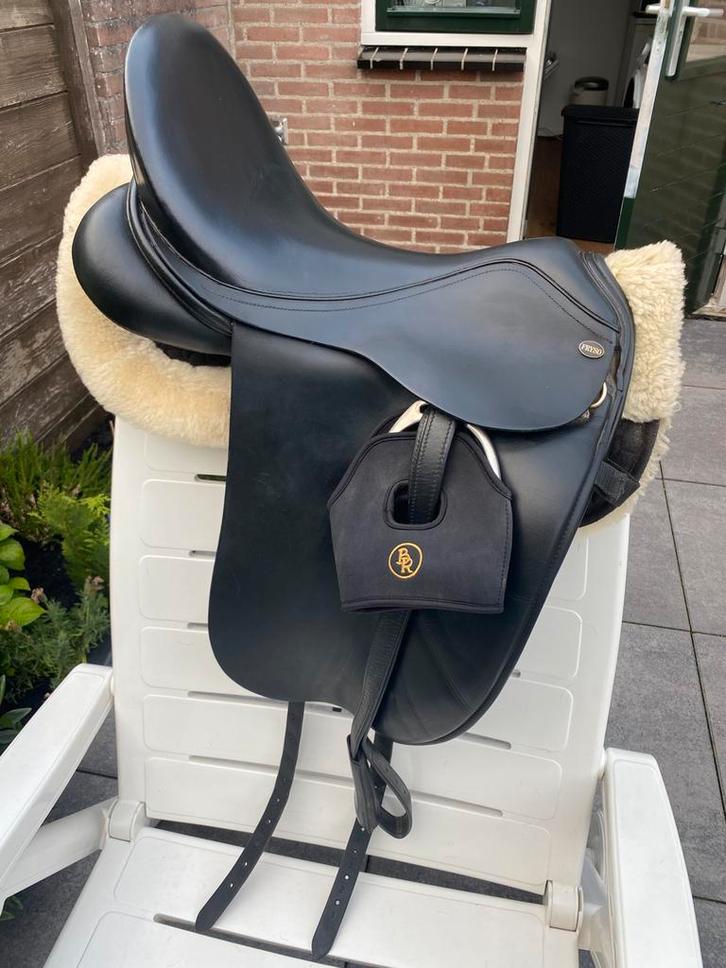 Fryso zadel Legacy 18.5 X 4, Dieren en Toebehoren, Paarden en Pony's | Zadels, Gebruikt, Dressuur, Ophalen