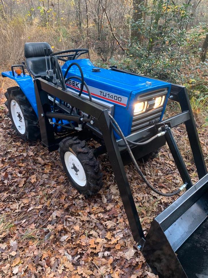 Iseki tu 1400f met voorlader kubota yanmar mitsubishi, Zakelijke goederen, Agrarisch | Tractoren, tot 2500, Overige merken, tot 80 Pk