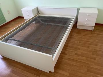 Tweepersoonsbed - 2 lade kastjes - kastje