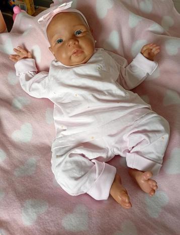 Reborn Miley met vele extra's  beschikbaar voor biedingen