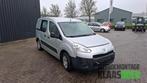Scherm rechts-voor van een Peugeot Partner, Auto-onderdelen, Gebruikt, -, -, Ophalen of Verzenden