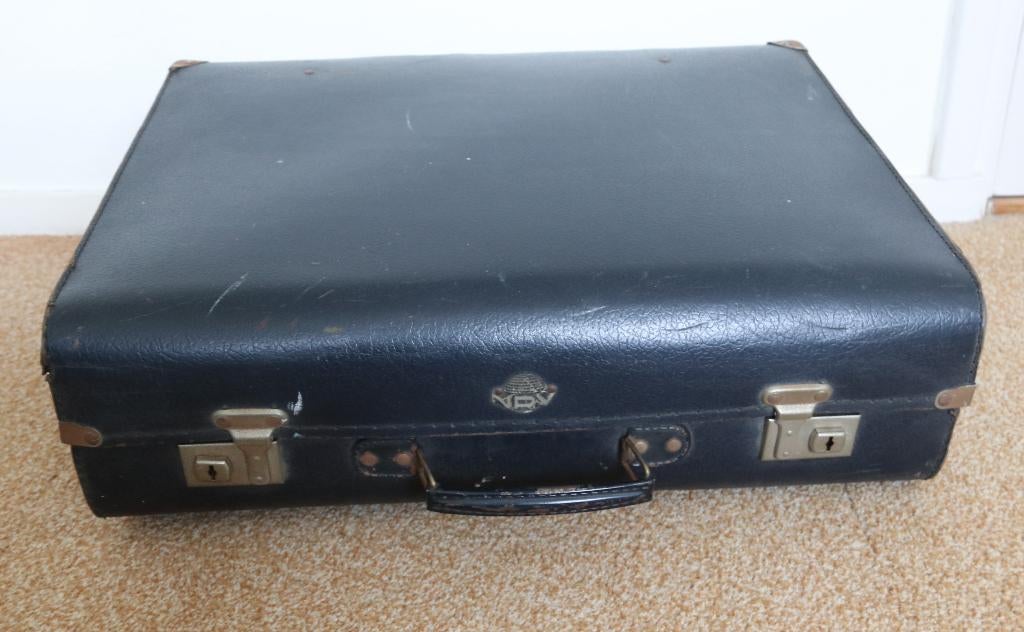 diezain koffer, Sieraden, Tassen en Uiterlijk, Koffers, Overige materialen, Gebruikt, Minder dan 50 cm, Ophalen of Verzenden