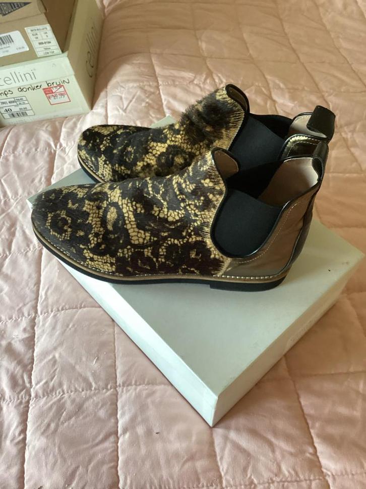 Mayke Oisterwijk Laarsjes Leer Brons/Goud mt 38, Kleding | Dames, Schoenen, Zo goed als nieuw, Lage of Enkellaarzen, Bruin, Ophalen of Verzenden