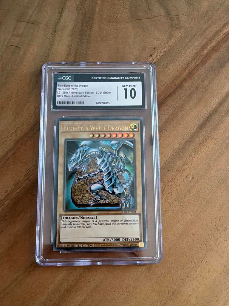 BLUE-EYES WHITE DRAGON PSA 10 LC01-EN004 YuGiOh Legendary Co, Hobby en Vrije tijd, Verzamelkaartspellen | Yu-gi-Oh!, Ophalen of Verzenden