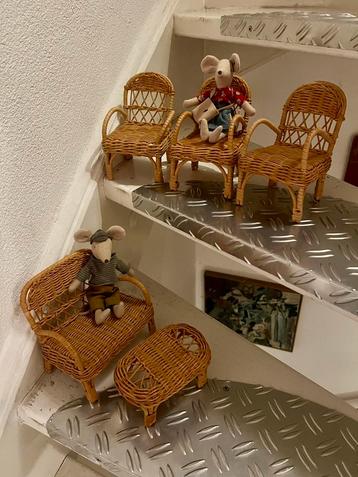 Vintage retro rotan rieten meubel setje tafel bank stoelen beschikbaar voor biedingen