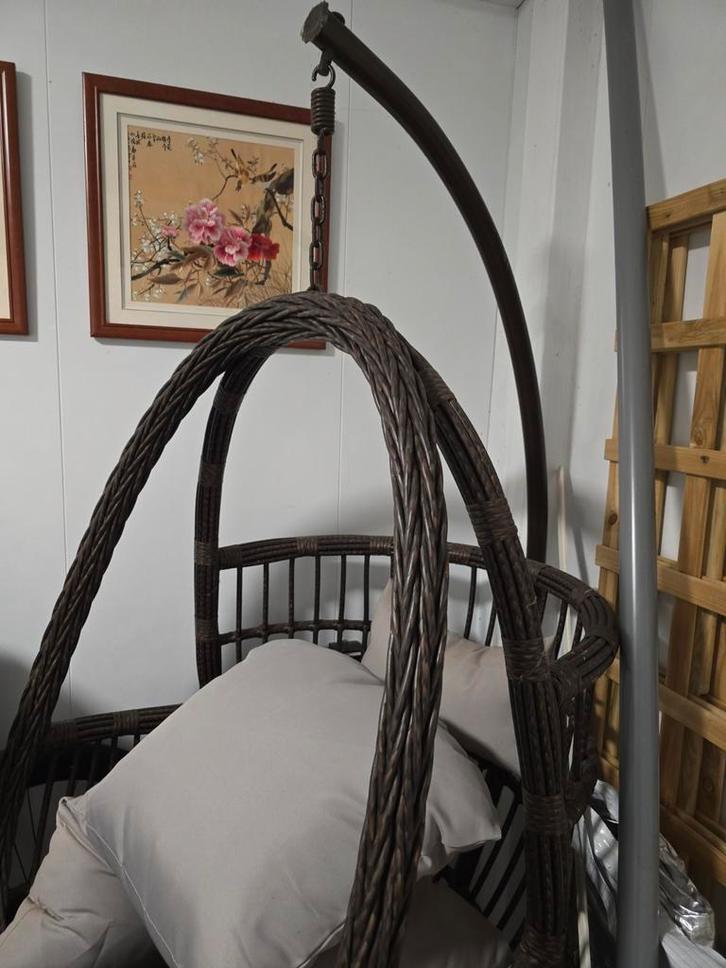 Hangstoel van riet/rotan, Huis en Inrichting, Stoelen, Gebruikt, Eén, Riet of Rotan, Bruin, Ophalen