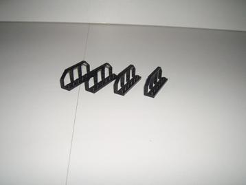 4 LEGO 9 volt Treinhekken ZWART perfecte staat! beschikbaar voor biedingen