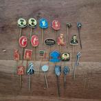 Diverse, wat zwaardere, metalen speldjes jaren 60 70, Verzamelen, Ophalen of Verzenden, Zo goed als nieuw, Overige onderwerpen