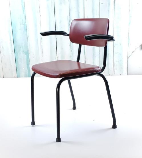 Vintage Ahrend stoel, Huis en Inrichting, Stoelen, Gebruikt, Drie, Kunststof, Metaal, Overige materialen, Rood, Ophalen