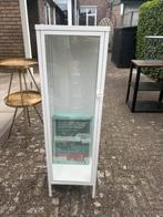 Vitrinekast, Huis en Inrichting, Kasten | Vitrinekasten, Ophalen, Zo goed als nieuw, 25 tot 50 cm