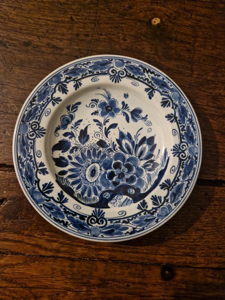 Delft blauw bord, doorsnede 19 cm, Antiek en Kunst, Antiek | Wandborden en Tegels, Ophalen of Verzenden