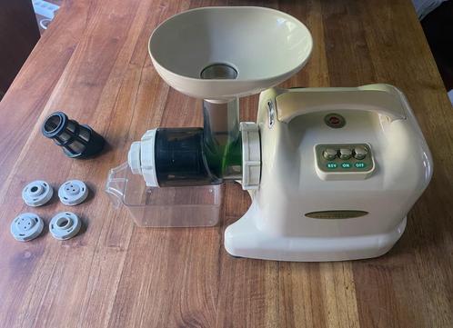 Sapmachine/slow juicer Matstone 9001, Witgoed en Apparatuur, Juicers, Zo goed als nieuw, Slowjuicer, Elektrisch, Ophalen