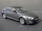 Kia Optima antraciet 1:36 Welly Pol, Hobby en Vrije tijd, Modelauto's | Overige schalen, Zo goed als nieuw, Verzenden