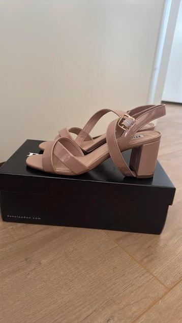 Dune London heels beschikbaar voor biedingen