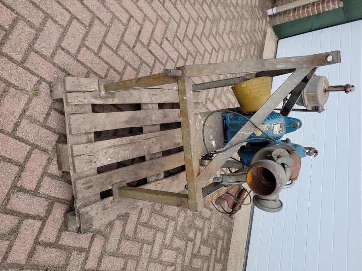 waterpomp bauer famos 4/ 80, Tuin en Terras, Waterpompen, Gebruikt, Beregeningspomp, Ophalen