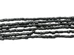 Antiek 3 rijig zwart collier met zilveren sierslot. L 46 cm, Verzenden, Zilver, Ketting