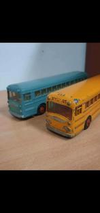 2 oude bussen Wayne schoolbus  Dinkytoys, Hobby en Vrije tijd, Modelauto's | 1:50, Ophalen of Verzenden, Gebruikt, Bus of Vrachtwagen