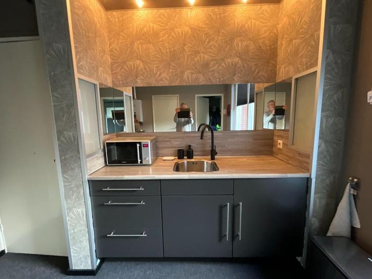 Moderne keuken donkerbruin, Huis en Inrichting, Keuken | Complete keukens, Gebruikt, Enkelwandige keuken, Bruin, Kunststof, Ophalen