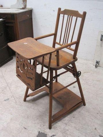 Vintage kinderstoel multifunctioneel beschikbaar voor biedingen